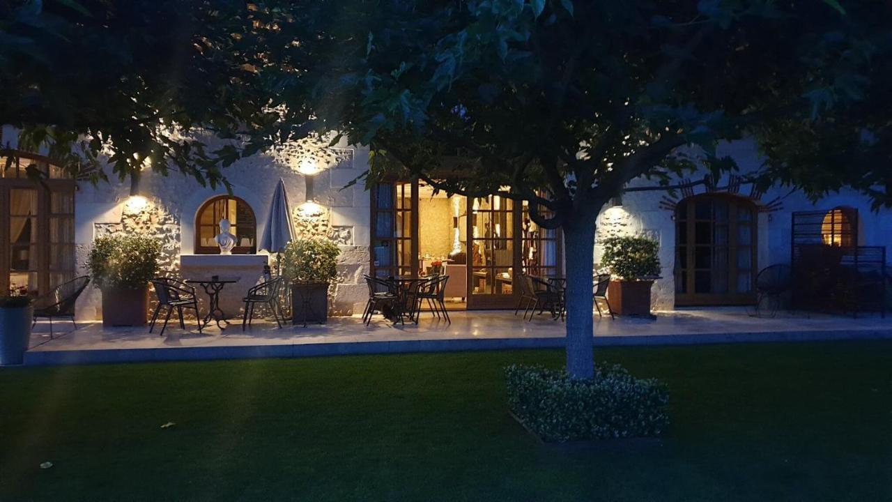Les Loges De Saint Eloi Bed and Breakfast Pontlevoy Exteriör bild